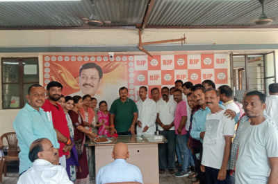 माननीय  भागचंद जैन जी का जन्मदिन हर्षोल्लास के साथ मनाया गया....