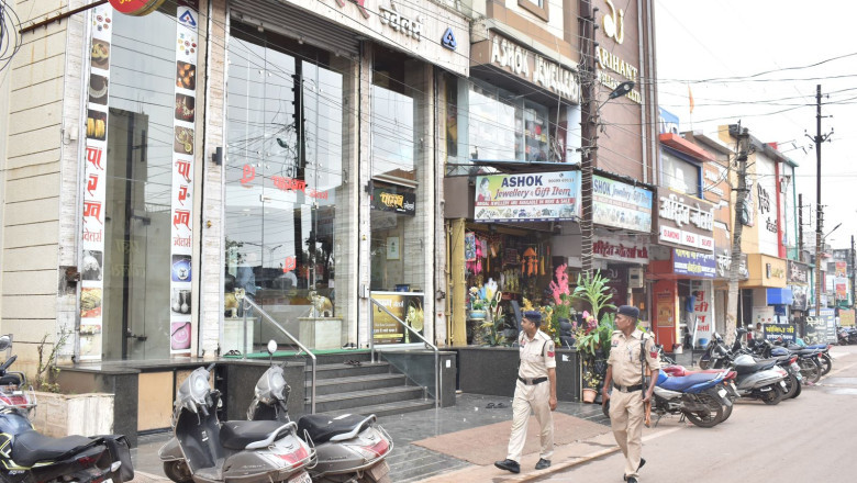 दीपावली त्यौहार, सुरक्षा व्यवस्था को लेकर वरिष्ठ पुलिस अधीक्षक, दुर्ग व्दारा ली गई राजपत्रित अधिकारियों की बैठक....