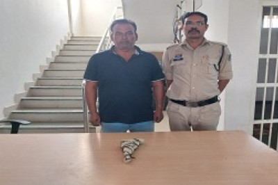 देशी कट्टा दिखाकर आमजनो एवं राहगीरो को डराने धमकाने वाले आरोपी को पकड़ने में पुलिस को मिली सफलता...