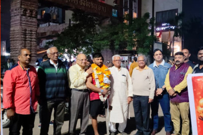 महेन्द्र यदु के नगर आगमन पर खेल संघ, जनप्रतिनिधि और खिलाड़ी ने की स्वागत...