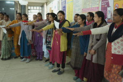 संविधान दिवस पर अधिकारी-कर्मचारियों ने ली शपथ...