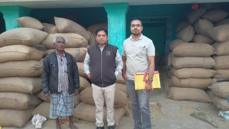 आज कुल 5 प्रकरणों में 6 लाख 68 हजार 360 रूपए मूल्य के 215.60 क्विंटल (539 बोरा) अवैध धान जप्त*