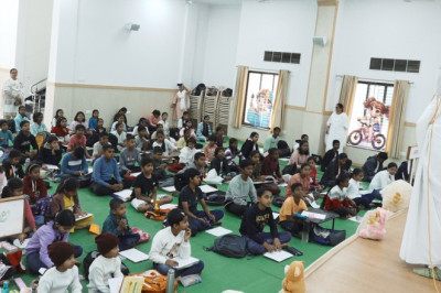 रिसाली मैत्री कुंज प्रभु प्राप्ति भवन में बच्चों ने ड्राइंग पेंटिंग के साथ सिखा राजयोग मेडिटेशन..