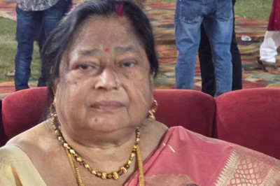 पाटन नगर निवासी श्रीमती मीना पाठक जी का आज रात्रि आकस्मिक निधन ....