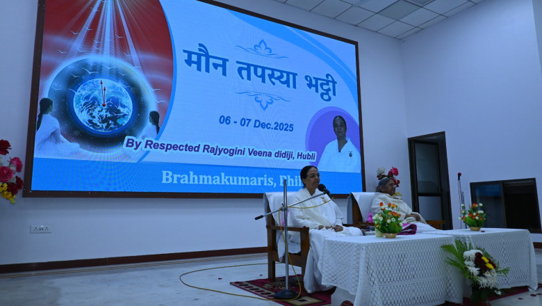 शुभ भावनाएं हमारे जीवन में हमारा सबसे शक्तिशाली अस्त्र है,इसलिए महादानी बन शुभवनाओं का दान करे...