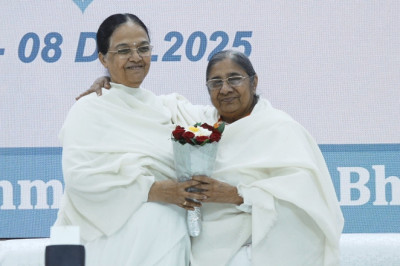खुद पर विश्वास, विधाता पर विश्वास और उसके विधान पर विश्वास ही समर्पण्यता है.. ब्रह्माकुमारी वीणा दीदी कर्नाटक....