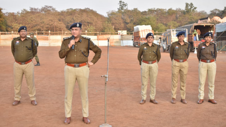 दिनाँक 25.12.2025 से 29.12.2025 तक जयंती स्टेडियम सिविक सेंटर भिलाई में आयोजित दिव्य हनुमंत कथा कार्यक्रम में लगे सुरक्षा व्यवस्था की किया गया समीक्षा...