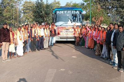रामलला दर्शन योजना के तहत गरियाबंद से 94 श्रद्धालुओं का दल रवाना...