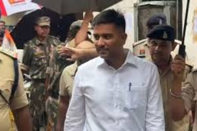 चैतन्य बघेल रायपुर सेंट्रल जेल से निकले बाहर...