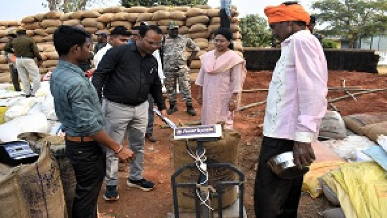 धान खरीदी के कार्य को व्यवस्थित ढंग से संपन्न करने तथा रकबा समर्पण कार्य को विशेष प्राथमिकता के साथ पूरा कराने के दिए निर्देश...