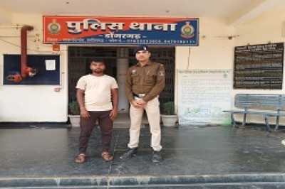 चाकू से वार कर चोट पहुँचाने वाला आरोपी पुलिस की गिरफ्त में...