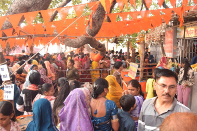 राजिम कुंभ कल्प मेला 2026 माघ पूर्णिमा पर त्रिवेणी संगम में उमड़ा श्रद्धालुओं का सैलाब...