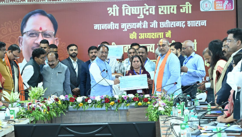 मुख्यमंत्री श्री विष्णु देव साय ने वीबी-जी राम जी योजना का सफल क्रियान्वयन करने कहा...