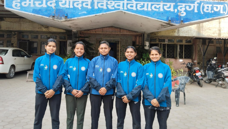 जिले के हैंडबॉल खिलाड़ियों का चयन ईस्ट जोन इंटर यूनिवर्सिटी में...