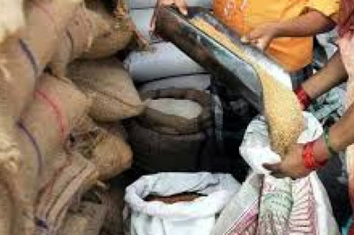 राशन दुकानों में चावल की कमी होने के कारण फरवरी और मार्च का एक साथ चावल आबंटन...
