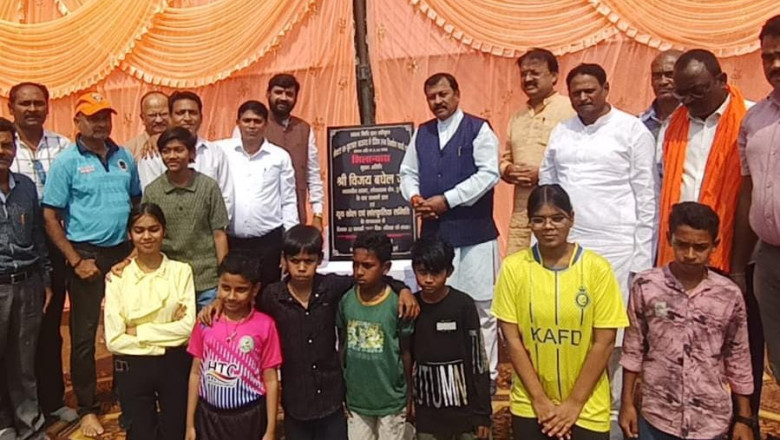 सेक्टर 9 हॉस्पिटल मैदान में विजय बघेल सांसद लोकसभा क्षेत्र दुर्ग के सौजन्य से महिला चेंजिंग रूम निर्माण हेतु ₹5 लाख की राशि सांसद निधि से प्रदान की गई....