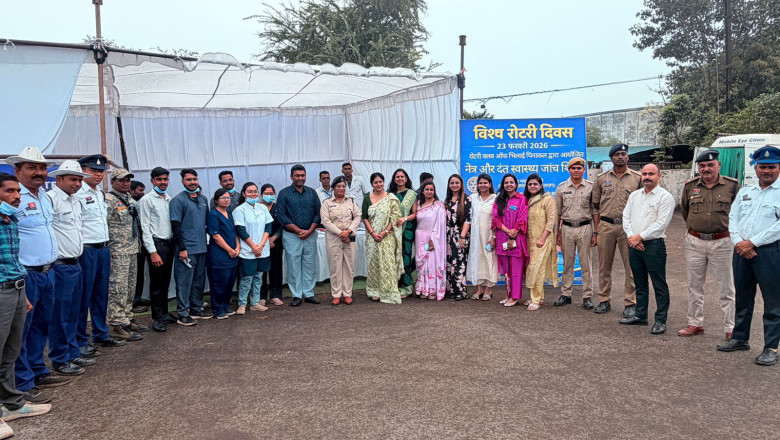 दुर्ग पुलिस के सहयोग से राष्ट्रीय राजमार्ग–53 स्थित बाफना टोल प्लाजा में निःशुल्क नेत्र एवं दंत परीक्षण शिविर आयोजित