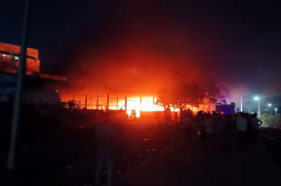 एसएलआरएम केंद्र में भीषण आग: सूचना के बाद भी फायर ब्रिगेड की सुस्ती पर उठे सवाल