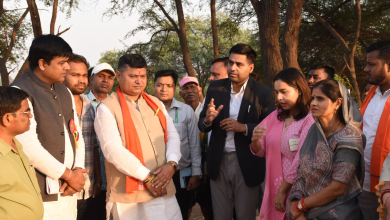 केन्द्रीय जलशक्ति राज्य मंत्री डॉ. राजभूषण चौधरी ने जिले में जल संरक्षण अंतर्गत किए जा रहे कार्यों का किया अवलोकन