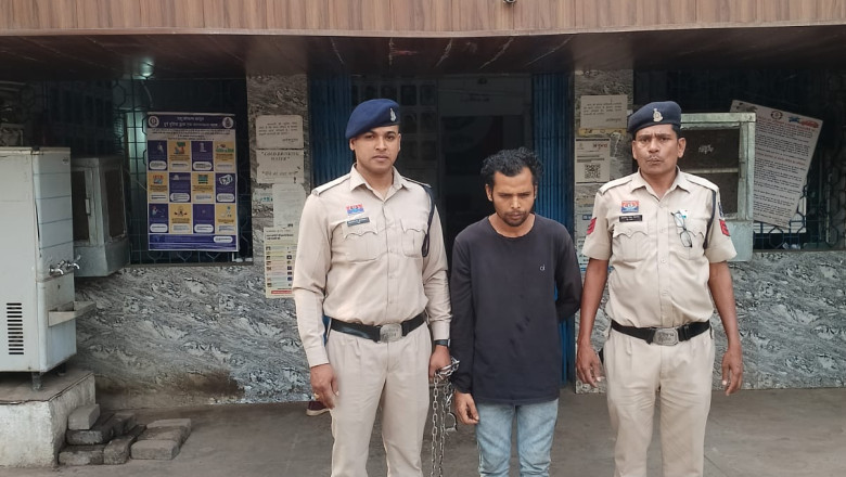 धारदार हथियार लहराकर लोगों में भय फैलाने वाला आरोपी गिरफ्तार....