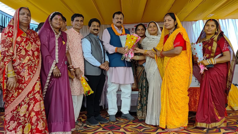 सांकरा में कर्मा जयंती महोत्सव व सामूहिक आदर्श विवाह का भव्य आयोजन, समाज एकता पर दिया गया जोर