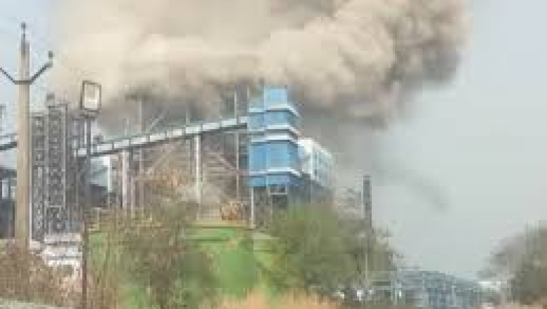 छत्तीसगढ़ प्लांट हादसा: 21 मौतें, 15 घायल, FIR पर Bhupesh Baghel ने उठाए सवाल