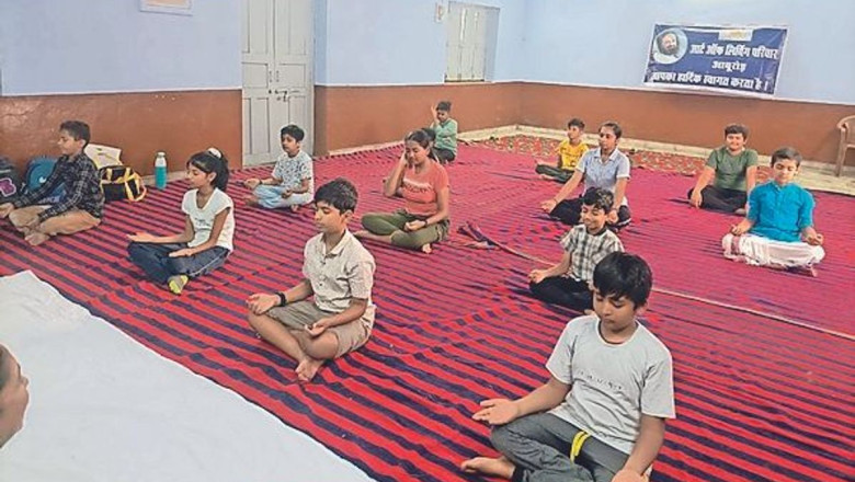 “राजनांदगांव में 9 अप्रैल से ‘आर्ट ऑफ लिविंग’ इंट्यूशन (प्रज्ञा योग) शिविर, बच्चों के मानसिक विकास पर रहेगा फोकस”
