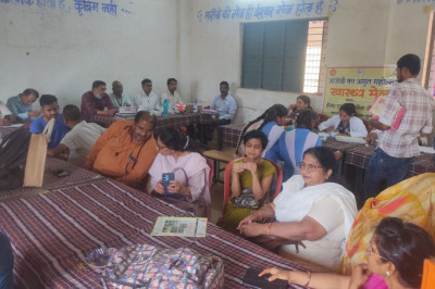 चीचा शिविर में एचपीवी वैक्सीन और एनसीडी जांच के प्रति किया गया जागरूक