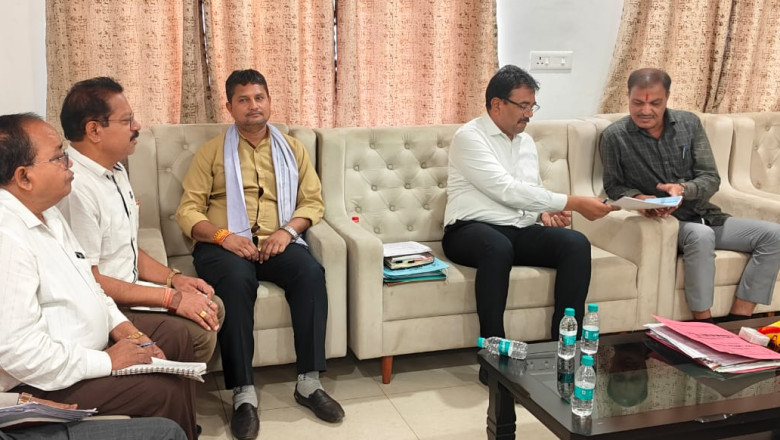 राजनांदगांव: महापौर  मधुसूदन यादव की बजट समीक्षा बैठक, नोडल अधिकारी नियुक्त कर योजनाओं के प्रभावी क्रियान्वयन के निर्देश