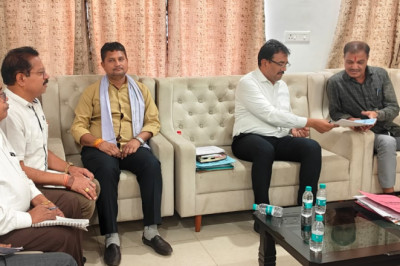 राजनांदगांव: महापौर  मधुसूदन यादव की बजट समीक्षा बैठक, नोडल अधिकारी नियुक्त कर योजनाओं के प्रभावी क्रियान्वयन के निर्देश