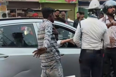 खुर्सीपार चौक पर यातायात आरक्षक की सतर्कता से टली बड़ी घटना, समय रहते हालात किए नियंत्रित