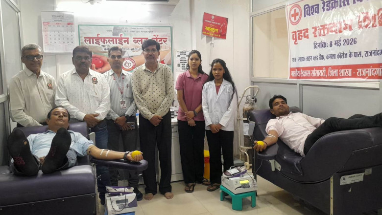 विश्व रेडक्रॉस दिवस पर राजनांदगांव में रक्तदान और स्वास्थ्य शिविर का आयोजन, 56 यूनिट रक्त संग्रहित