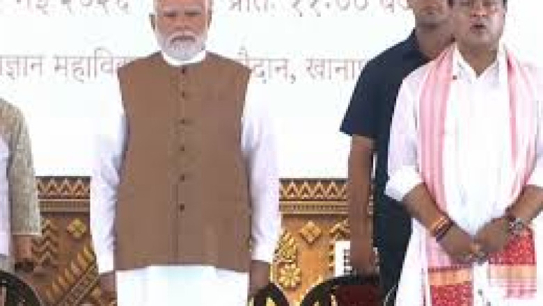 हिमंता दूसरी बार असम के CM:2 बीजेपी और 2 सहयोगी दलों से मंत्री बने, सभी ने असमिया में शपथ ली; मोदी-शाह मौजूद रहे