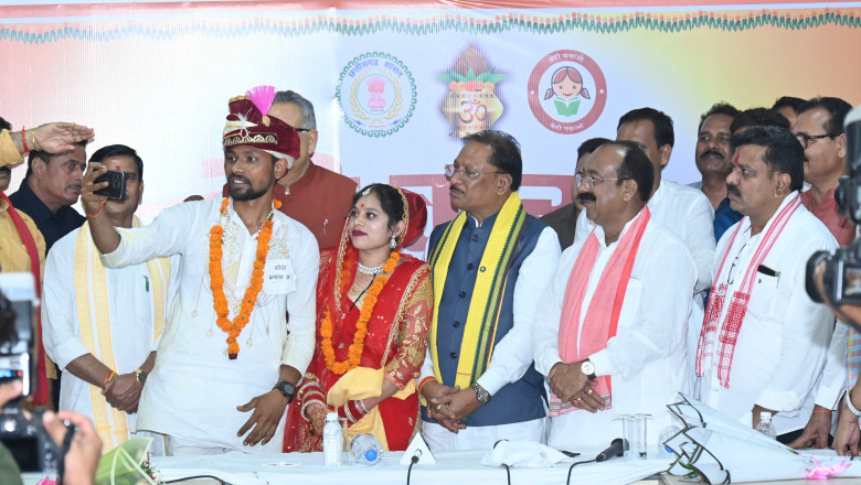 मुख्यमंत्री कन्या विवाह योजना में 21 जोड़ों का विवाह, बेमेतरा को मिली विकास परियोजनाओं की सौगात
