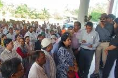 नायब तहसीलदार विवाद पर गरमाई सियासत, पटवारियों ने आंदोलन की दी चेतावनी