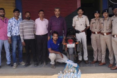 रेत का अवैध परिवहन करने पर हाईवा जप्त...