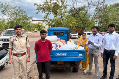 सोसायटी के चावल का अवैध परिवहन करने वाले आरोपी को सुपेला पुलिस ने वाहन सहित पकड़ा, खाद्य विभाग के साथ वैधानिक कार्यवाही जारी