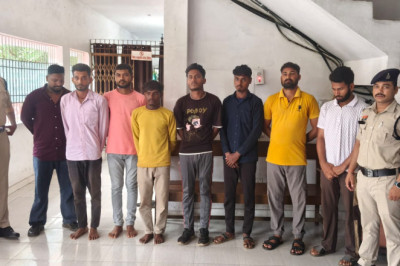 कमीशन के लालच में साइबर अपराधियों को बैंक खाते उपलब्ध कराने वाले 09 म्यूल खाताधारक एवं एजेंट गिरफ्तार...