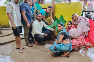 आंगनबाड़ी केंद्र क्रमांक 3 मचांदूर में किया गया पौधारोपण भाजपा उतई मंडल महामंत्री प्रवीण यदु हुए शामिल....