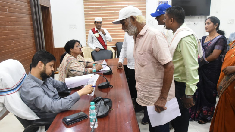 दुर्ग कलेक्टर का जनदर्शन: अवैध कब्जे से लेकर प्रधानमंत्री आवास तक, 109 आवेदनों पर होगी कार्रवाई