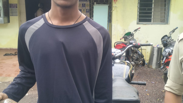 दुर्ग पुलिस का ऑपरेशन विश्वास: मोडिफाइड साइलेंसर वाली बाइक पर ₹5,000 का चालान...