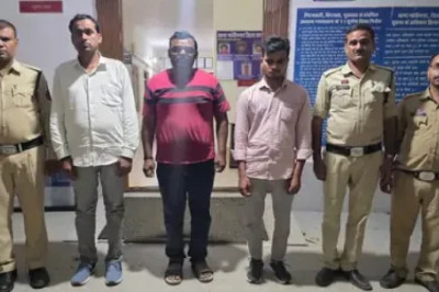 ACB का नाम लेकर झाड़ रहे थे रौब: शराब और ₹1 लाख की डिमांड, पुलिस ने तीनों को दबोचा...