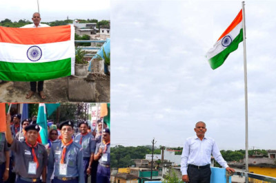 मुंगेली के शिक्षक की अनूठी देशभक्ति: दो साल से रोज घर की छत पर फहरा रहे तिरंगा...