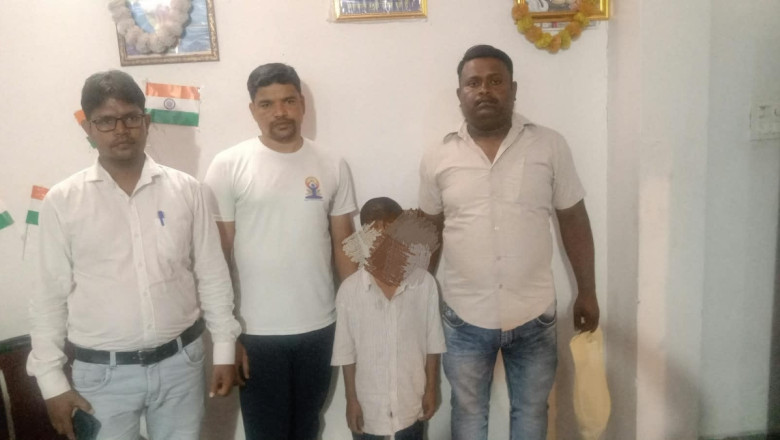राजनांदगांव में 10 साल के बच्चे का दर्दनाक सफर: पिता को खोया, मां ने भी छोड़ा; नशे की गिरफ्त में पहुंचा तो पुलिस ने दिखाई इंसानियत...