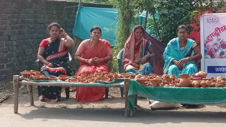 मिट्टी के हुनर से आत्मनिर्भर बनीं सावित्री राणा, बिहान योजना से बदली जिंदगी...