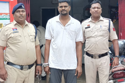 दुर्ग में डोडा-अफीम की तस्करी पर पुलिस का शिकंजा, 826 ग्राम डोडा और 7.48 ग्राम अफीम के साथ आरोपी गिरफ्तार