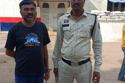 दुर्ग: नौकरी लगाने के नाम पर 11 लाख की ठगी, भिलाई नगर पुलिस ने आरोपी उमेश मानिकपुरी को किया गिरफ्तार...