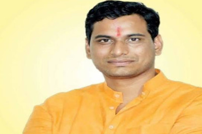 भिलाई विधायक देवेंद्र यादव से EOW की पूछताछ, कोल लेवी केस में बढ़ी हलचल