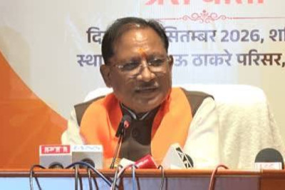 CM साय ने थामी मशाल, छत्तीसगढ़ में 38 जगह बनेंगे सेवा ज्योति चौक; तेलीबांधा चौक का होगा कायाकल्प