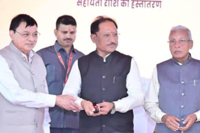 छत्तीसगढ़ में 47 हजार श्रमिकों को मिला 18.96 करोड़ का लाभ, 15 जनकल्याणकारी योजनाओं से मिली राहत...